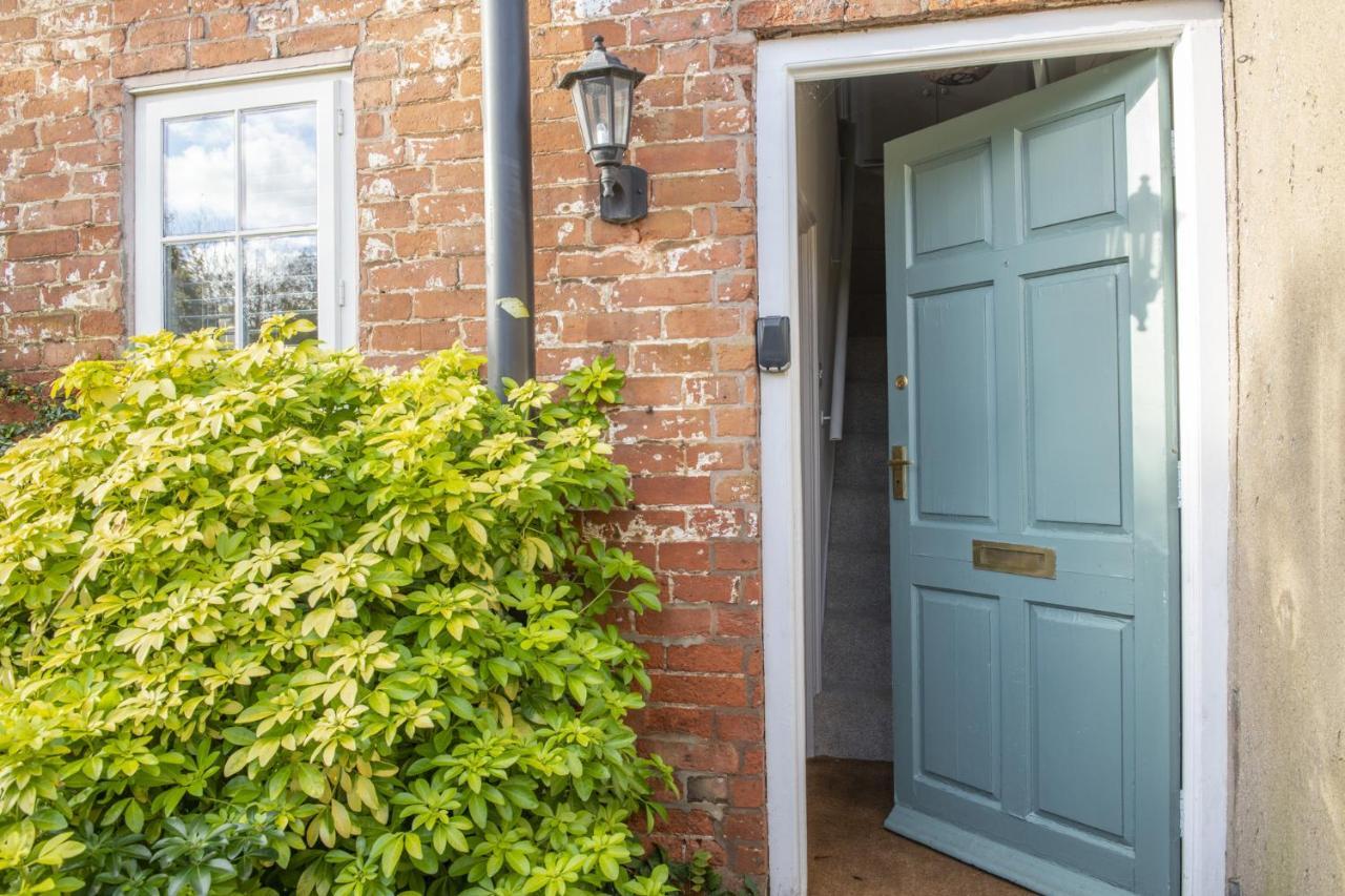 Beautiful 2 Bedroom Cottage In Oxton Oxton  Exteriör bild