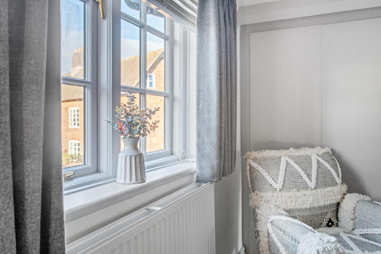 Beautiful 2 Bedroom Cottage In Oxton Oxton  Exteriör bild