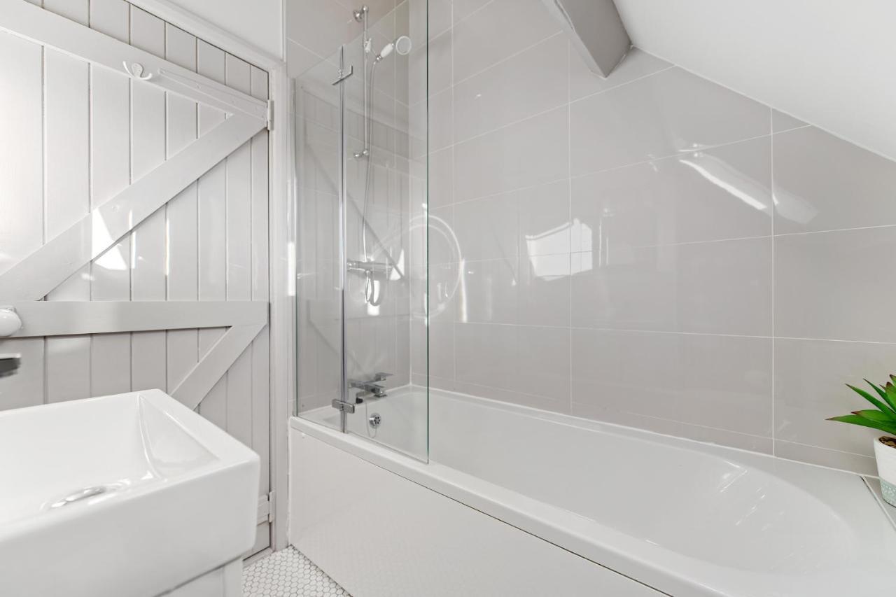 Beautiful 2 Bedroom Cottage In Oxton Oxton  Exteriör bild
